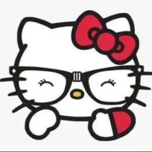 Meet your Posher, Lydia